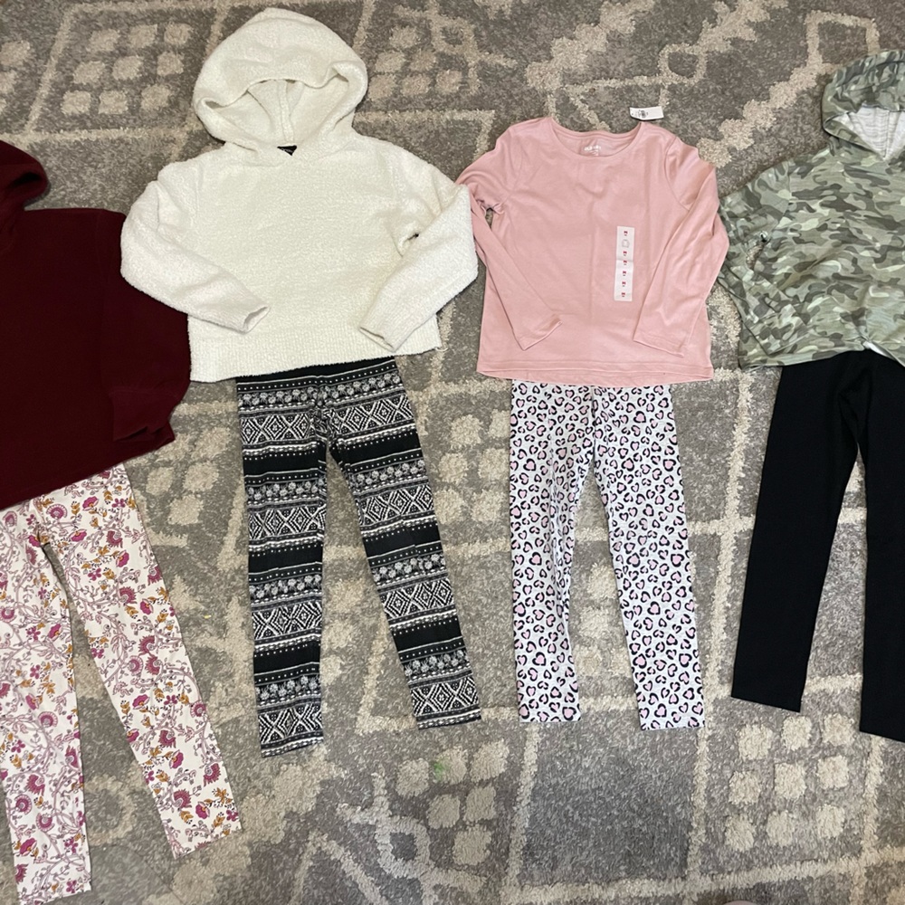 Girls fall/winter outfit bundle size 8